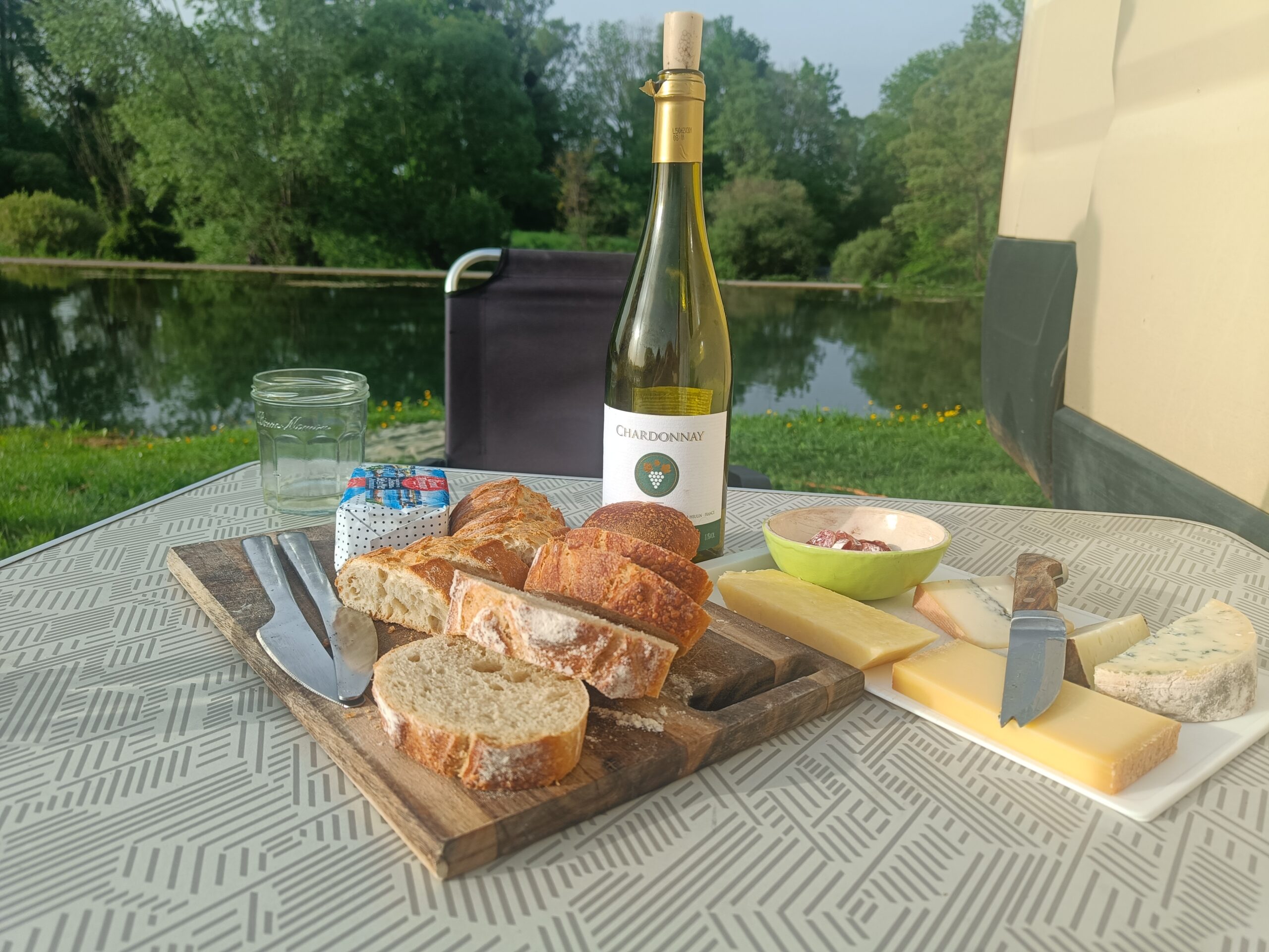 apero_til-chatel
